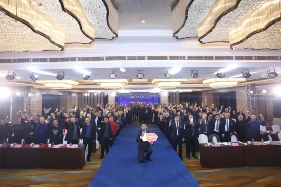 恒運(yùn)潤(rùn)滑油2020年經(jīng)銷(xiāo)商大會(huì)盛大召開(kāi)