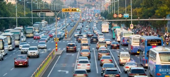全國機動車保有量達4.2億輛