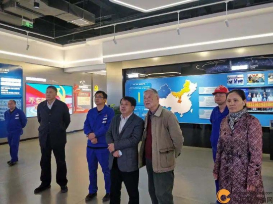 富油科技兩項新產品通過陜西省石化聯合會鑒定 富油科技兩項新產品通過陜西省石化聯合會鑒定